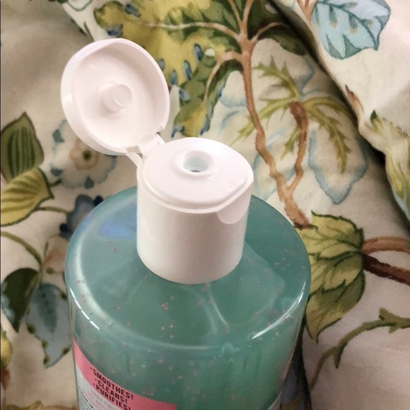 Soap & Glory: Vitamin C Facial Wash: BRAND NEW!!! - Picture 3 of 3